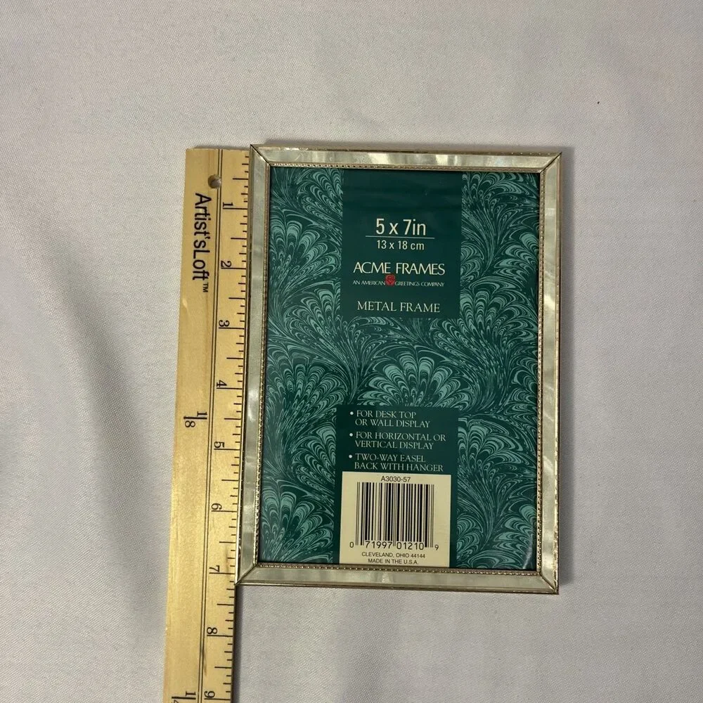 Vintage Acme Frames Gold & Silver 5x7 in Photo Picture Frame